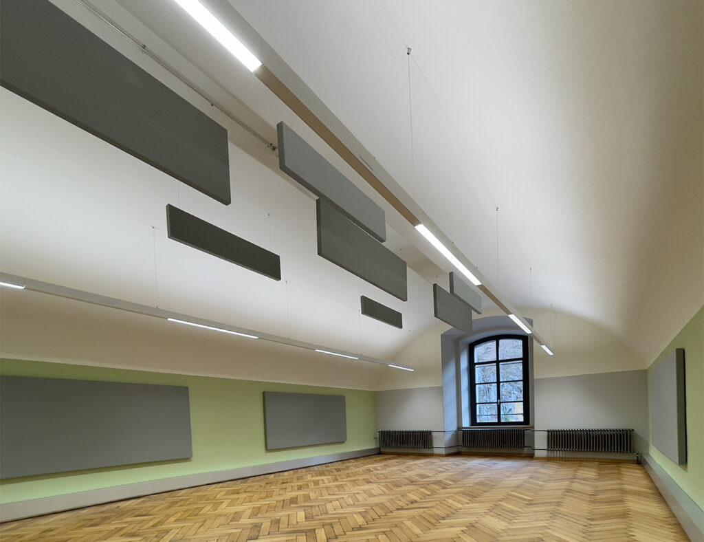 Panneaux muraux et baffles de plafond STEREO Acoutech GmbH systèmes acoustiques Lachen Suisse